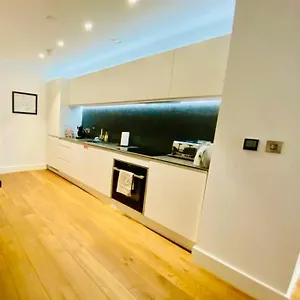 Luxury Spacious Apartment